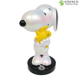 Grand Jester Studios Limited Edition Pearlised Snoopy Statue