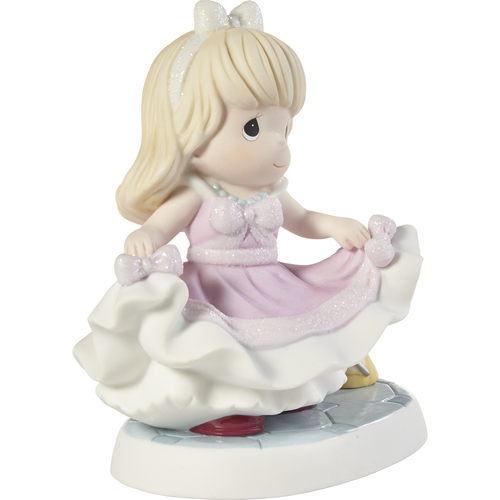 Precious Moments Disney Cinderella Never Stop Dreaming Figurine Precious Moments Disney Cinderella Never Stop Dreaming Figurine