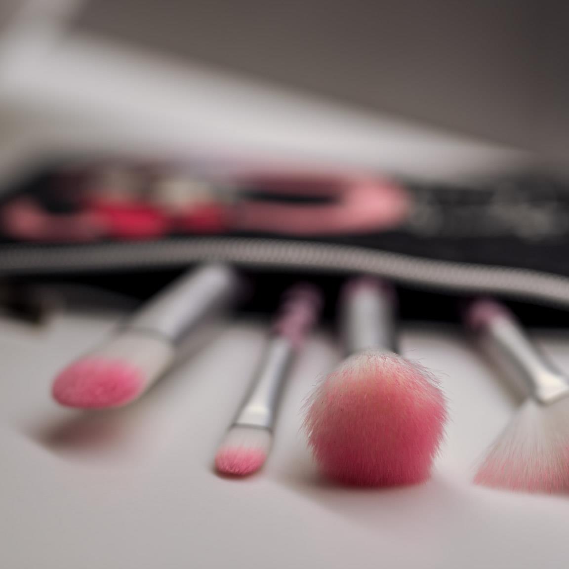 Minnie Make Up Brushes Beauty Set - 2500001313 Minnie Make Up Brushes Beauty Set - 2500001313