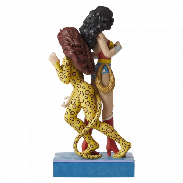 Jim Shore DC Wonder Woman and Cheetah Figurine Jim Shore DC Wonder Woman and Cheetah Figurine