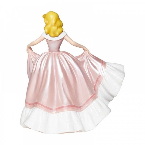 Disney Showcase Cinderella in Pink Dress Couture de Force Figurine Disney Showcase Cinderella in Pink Dress Couture de Force Figurine
