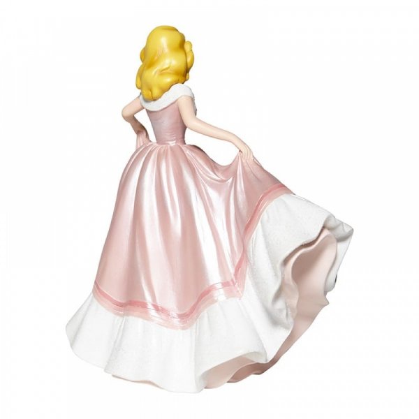 Disney Showcase Cinderella in Pink Dress Couture de Force Figurine Disney Showcase Cinderella in Pink Dress Couture de Force Figurine