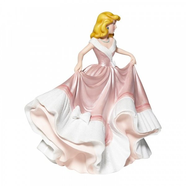 Disney Showcase Cinderella in Pink Dress Couture de Force Figurine Disney Showcase Cinderella in Pink Dress Couture de Force Figurine