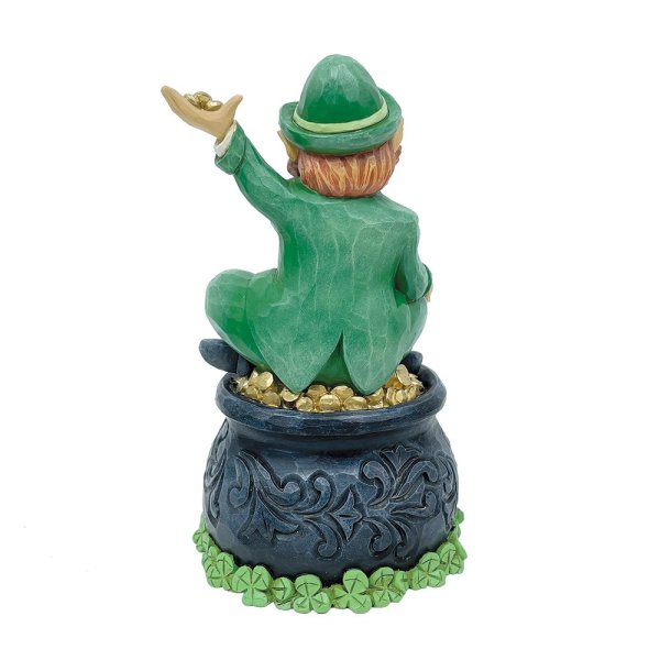 Jim Shore Heartwood Creek Leprechaun On Pot of Gold