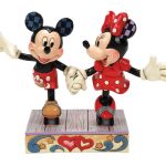 Jim Shore Disney Traditions A Sweet Skate (Mickey & Minnie Skating)