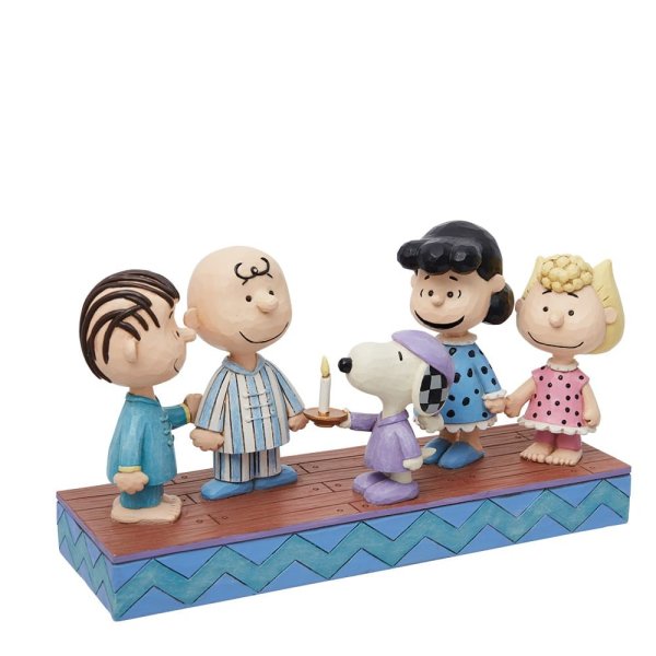 Jim Shore Peanunts Gang in Christmas PJ's Figurine Jim Shore Peanunts Gang in Christmas PJ's Figurine