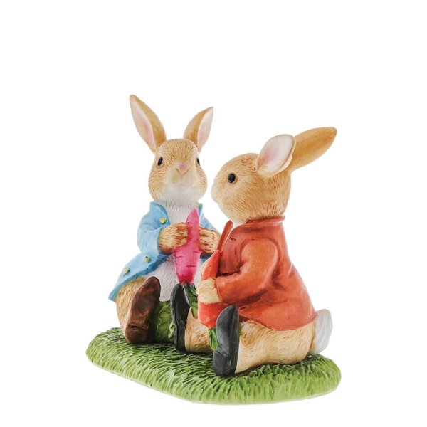 Beatrix Potter Peter Rabbit & Benjamin Eating Vegetables Figurine Beatrix Potter Peter Rabbit & Benjamin Eating Vegetables Figurine